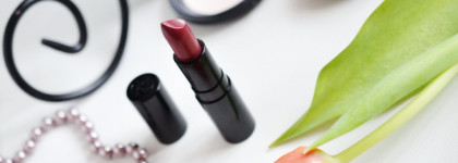 Rouge Bunny Rouge Dazzling Sip #093 Specks of Cerise