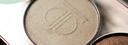 Revolution Make Up Strobe Palette