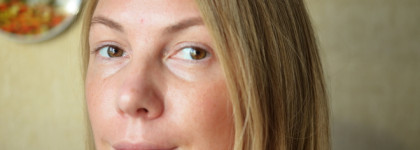 Полноценный мейк с тональным, румянами, стрелками и вот этим вот всем за 6,5 минут