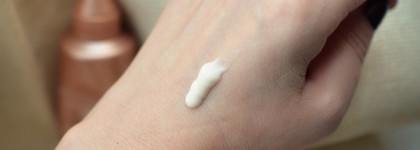 Clarins Extra-Firming Cou and Decollete Youthful Lift Neck&Decollete care