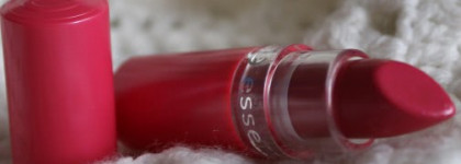 Essence Lipstick #45 this is me
