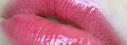 Chanel Levres Scintillantes Glossimer #182 Tocade (Glossy Plum)