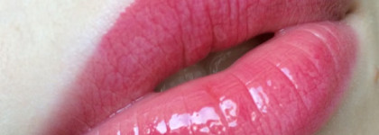 Chanel Levres Scintillantes Glossimer #182 Tocade (Glossy Plum)