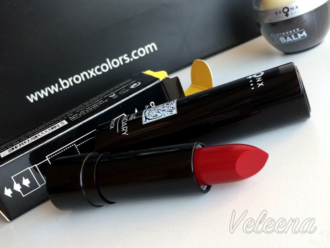Прекрасная, но красная ли? Bronx Colors Legendary Lipstick LL06 Hot Red