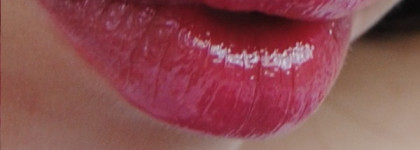 Essence  Fairytale  lipgloss #02 once upon a time - мои черничные ночи