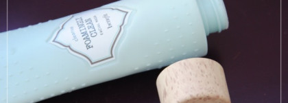 Уход за лицом: Lumene, Benefit, Chanel, Missha, Biotherm, Clarins, Payot, Bobbi Brown