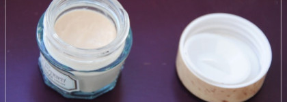 Уход за лицом: Lumene, Benefit, Chanel, Missha, Biotherm, Clarins, Payot, Bobbi Brown