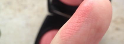 Chanel румяна Joues Contraste Powder Blush оттенок 71 Malice