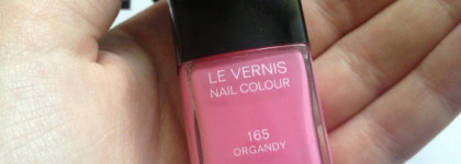 Любимый цвет Барби или Chanel Le Vernis 165 Organdy