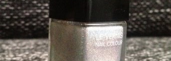 Внеземные цивилизации - Chanel Le Vernis 06 Mercury и Chanel Le Vernis Silver