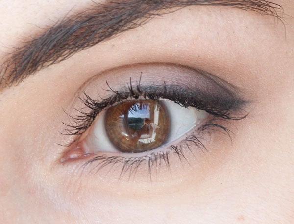 Cargo Essential Eye Shadow Palette Cool Neutral