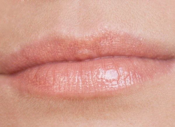 Блески для губ Paese Cosmetics Art Lipgloss в оттенках 418 и 419