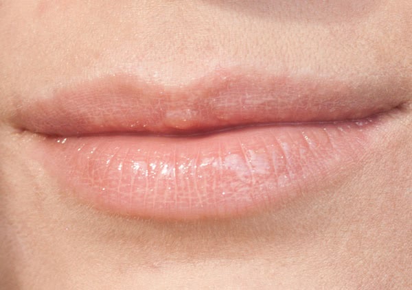 Блески для губ Paese Cosmetics Art Lipgloss в оттенках 418 и 419