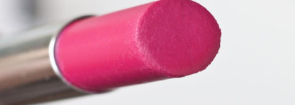 Помада "Невесомость" от Avon в оттенке Poppy Pink