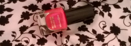 Лак Max Factor Max Effect mini nail polish #23 hot pink