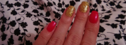 Лак Max Factor Max Effect mini nail polish #23 hot pink