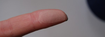 "Светить всегда! Светить везде! Светить и никаких гвоздей! " (Guerlain Meteorites Perles)