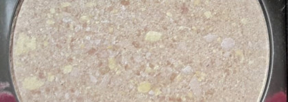 Ванильная планета. Пудра Yllozure Poudre Compacte Multicouleurs Planete, оттенок- 6 Vanille- Vanilla