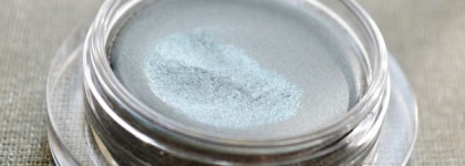 И снова кремовые тени Shiseido Makeup Shimmering Cream Eye Color SV810 Tin