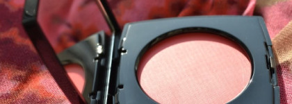Кремовые румяна- Chanel Fall 2013. Le Blush Creme De Chanel #65, Affinite