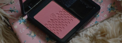 Нежные Guerlain Rose Aux Joues Tender Blush №01 Morning Rose