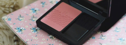 Нежные Guerlain Rose Aux Joues Tender Blush №01 Morning Rose