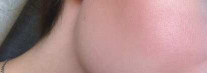 Нежные Guerlain Rose Aux Joues Tender Blush №01 Morning Rose