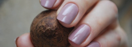 Уютный Brigitte Bottier Professional Nails GF15