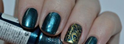 Павлиний хвост. Синий или зеленый?