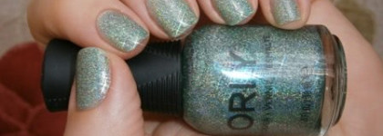 Голографический мусор от Orly