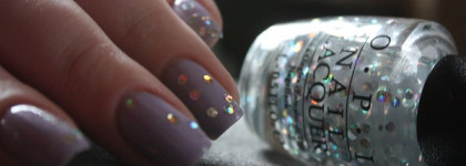 OPI Nail Lacquer  HL E16 I Snow You Love Me