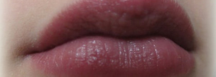 Масло Ши для ухода за губами с The Body Shop Shea Lip Butter