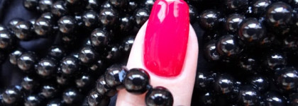 Прекрасный красный с Gosh 60 Lambada