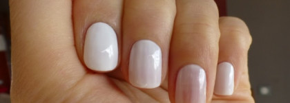 Essie Marshmallow