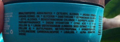 Уход за сухими жесткими волосами с Moroccanoil