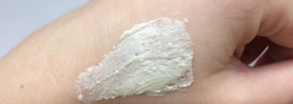 Свежие маски для лица от Lush «Амазонка» и «Скорая помощь»