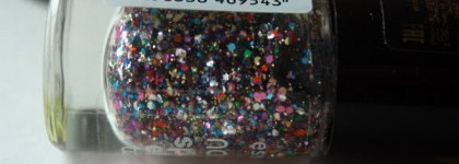 Весеннее настроение с лаками Essence