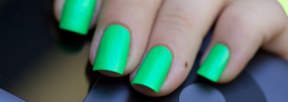 Зеленый чайник - China Glaze In the Lime Light (Neon)