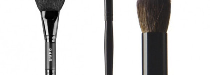 E.l.f. Cosmetics Shimmering Facial Whip Lilac Petal и Spotlight - два хороших очень бюджетных хайлайтера