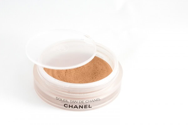 Chanel Soleil Tan De Chanel Bronzing Makeup Base -