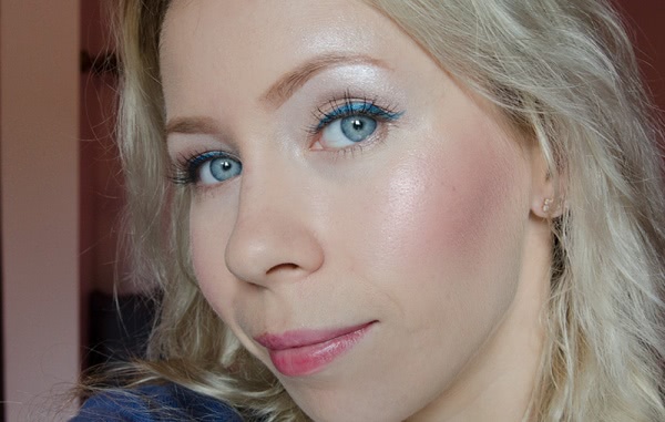 Dior Diorskin Shimmer Instant Illuminating Powder 001 With Kabuki Brush - пудра, румяна или хайлайтер?