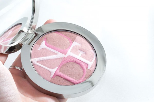 Dior Diorskin Shimmer Instant Illuminating Powder 001 With Kabuki Brush - пудра, румяна или хайлайтер?