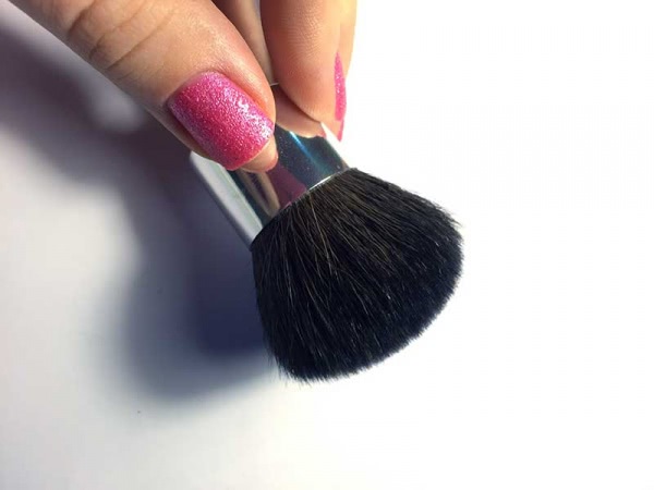 Dior Diorskin Shimmer Instant Illuminating Powder 001 With Kabuki Brush - пудра, румяна или хайлайтер?