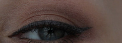 Подводка Essence Gel Eyeliner London Baby 02