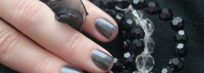Капризный графит от Essie Over the top #624