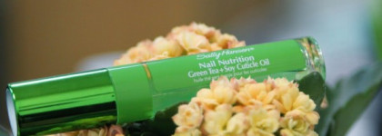 Масло не маслянное или история знакомства с Sally Hansen Nail Nutrition  Green Tea+Soy Cuticle Oil