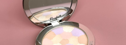 Guerlain Meteorites Compact Light-Revealing Powder Волшебная вуаль для придания отдохнувшего вида