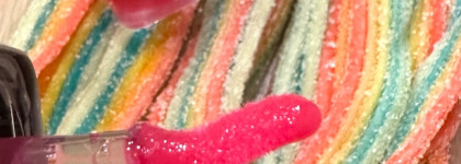 Блеск Ne blednaya by Gev_MUA в оттенке Strawberry shake