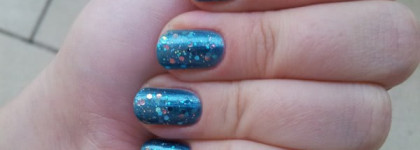 Праздник с Essense-Glorious aquarius 10 и Colorist Синяя дымка 353