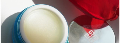 Как подарить губам радость? Познакомьте их с перламутровым бальзамом Givenchy Hydra Sparkling Magic Lip&Cheek